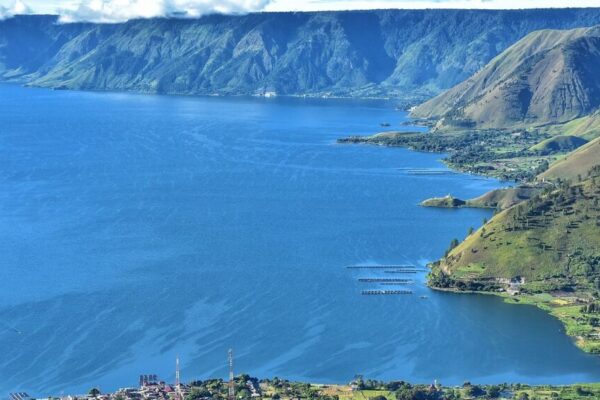 lake toba zoom