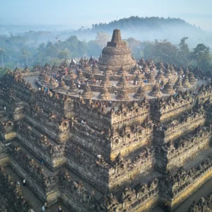 EXPLORE 5 DAYS JAVA OVERLAND TOUR