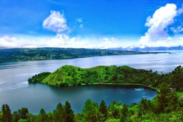 Lake Toba NEW