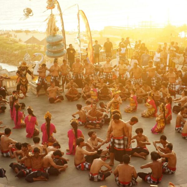 11 DAYS DISCOVER ESSENTIAL BALI & LOMBOK TOUR: NATURES, CULTURES, BEACHES, ISLANDS