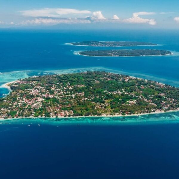 10 DAYS WONDERFUL BALI & LOMBOK GILI ISLANDS TOUR: BEACHES, ISLANDS, ADVENTURES